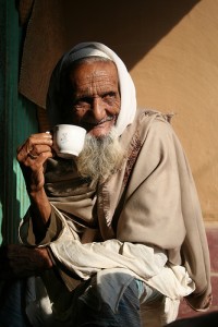 man-med-kaffekopp.jpg